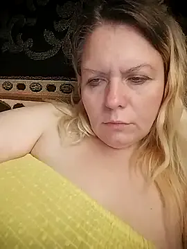 Lana-murr from StripChat is Freechat