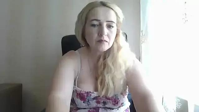LanaFoxx from StripChat