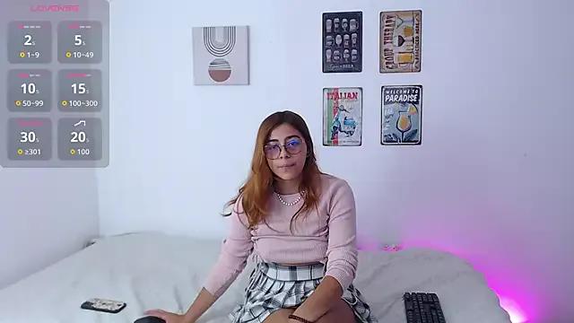 Laramucci from StripChat is Freechat