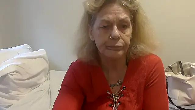 Latex_shantie from StripChat is Freechat