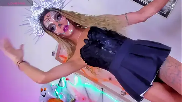 latina_sexyhorny from StripChat is Freechat