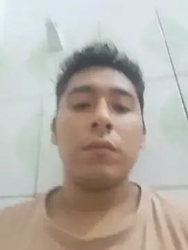 latinbigcock1_ from StripChat is Freechat