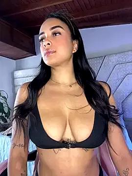 LEAH_DOUUGLASS from StripChat is Freechat
