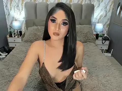 LegendaryNicole from StripChat is Freechat