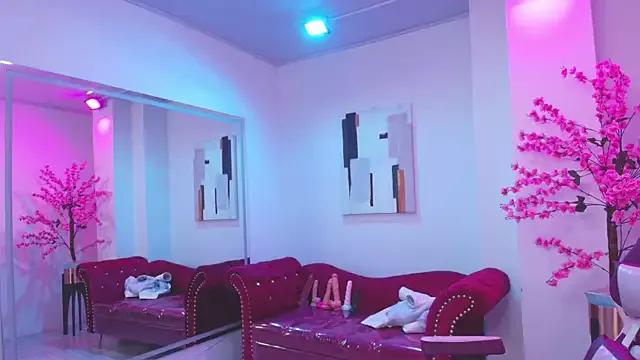 Girls: try live performances with matured performers, from dancing to quirks, in a variety of beautiful sex cams.