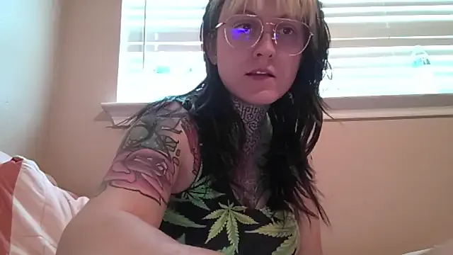 Leiamegan from StripChat