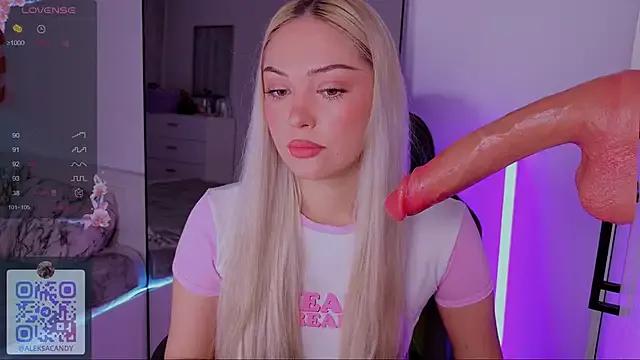 LeksaCandy from StripChat is Freechat