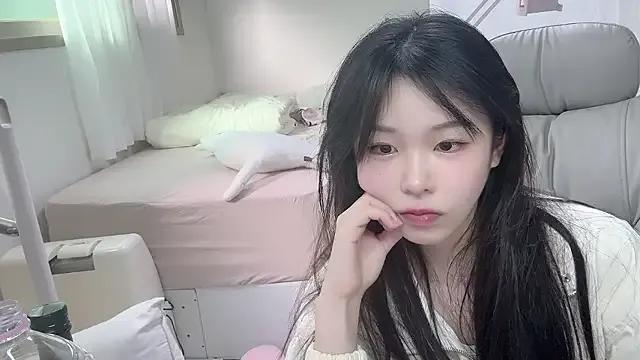 lengiiiii from StripChat is Freechat
