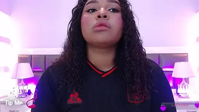 LennaEvans from StripChat is Freechat