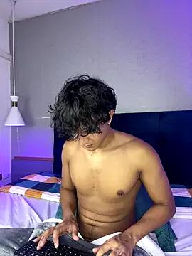 Leo_Savage_ from StripChat is Freechat