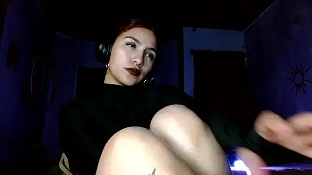 leonelablueslg from StripChat is Freechat