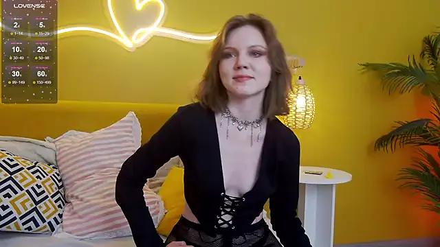 Lessysweety from StripChat