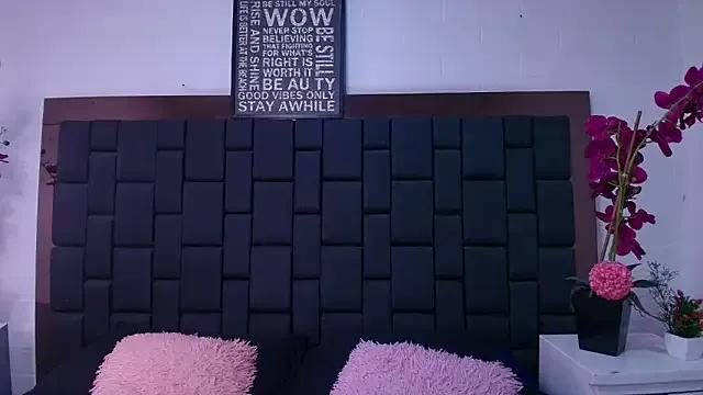 Lexi_Howard_ from StripChat is Freechat