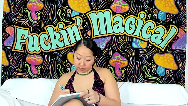 Lexie-Mack from StripChat is Freechat