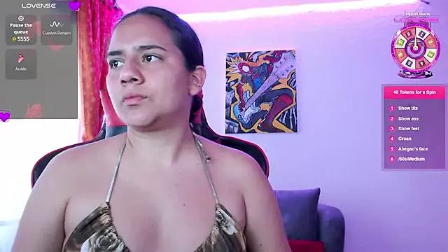 Girls: try live performances with matured performers, from dancing to quirks, in a variety of beautiful sex cams.
