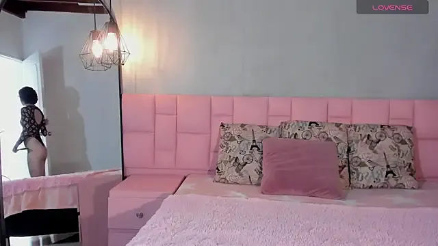 Lexyy_Bluee from StripChat