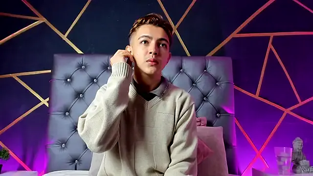 Lian_Miller1_ from StripChat is Freechat