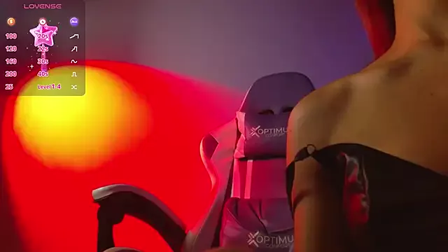 Liawood1 from StripChat