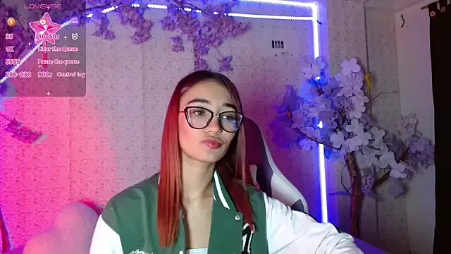 Liawood1 from StripChat