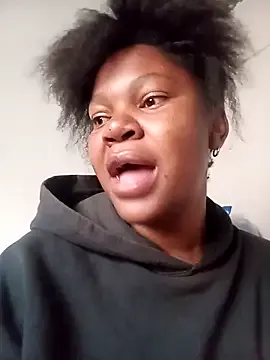 LightLinex from StripChat is Freechat