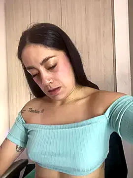 liladiamond_ from StripChat is Freechat