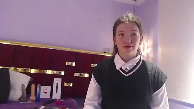 Lilimini032 from StripChat