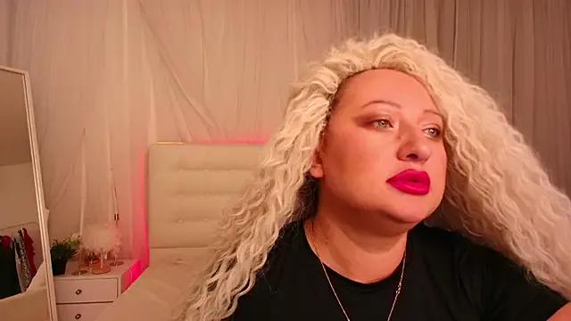 Lilit_1Love from StripChat is Freechat