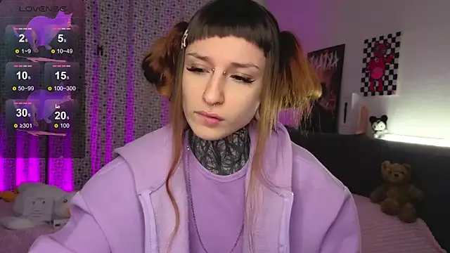 LilithPoison from StripChat is Freechat