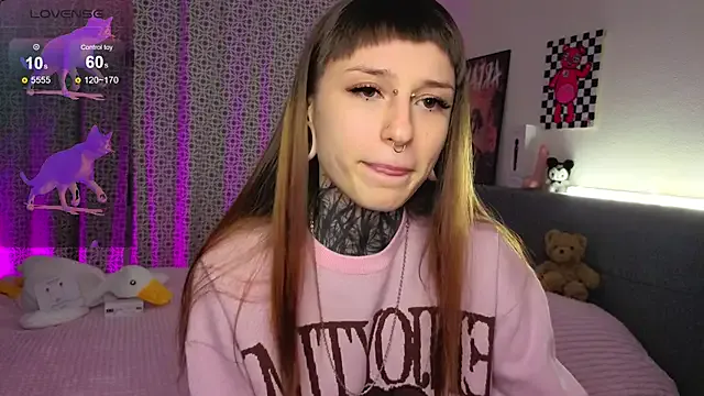 LilithPoison from StripChat is Freechat