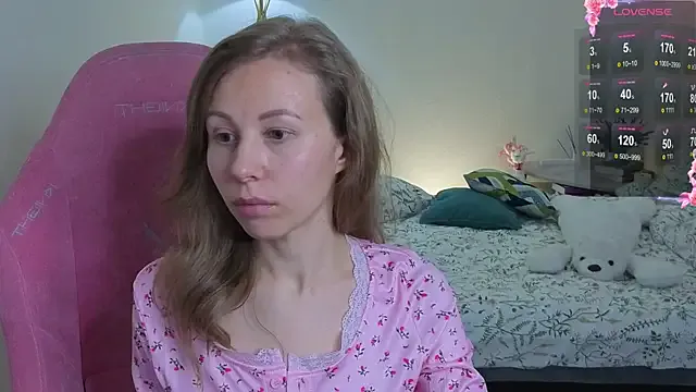 Lill_Mary from StripChat