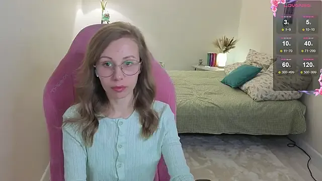 Lill_Mary from StripChat