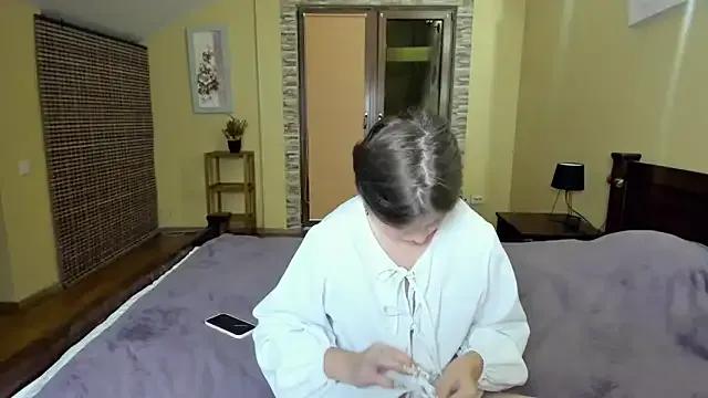 Girls: try live performances with matured performers, from dancing to quirks, in a variety of beautiful sex cams.