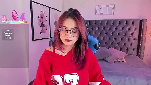 Lily_Fleming from StripChat is Freechat