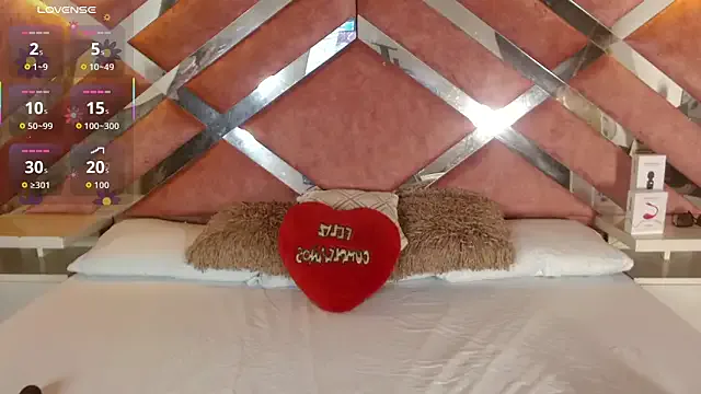 Lily_Queen30 from StripChat is Freechat