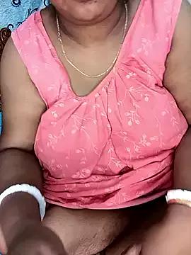 Lily_Rosy from StripChat