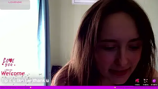 LilyXSky from StripChat