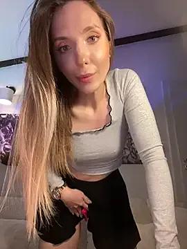 LINA_ALL_EYES_ON_YOU from StripChat is Freechat