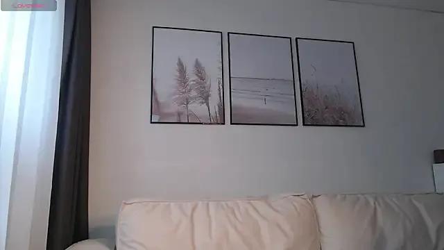Linaa_Land from StripChat is Freechat