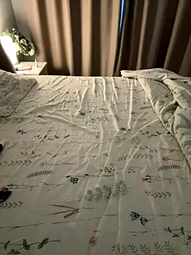 LinaViam from StripChat is Freechat