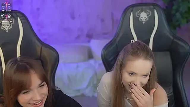 Linda054 from StripChat