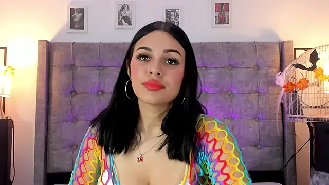 Linda_Fosterr from StripChat is Freechat