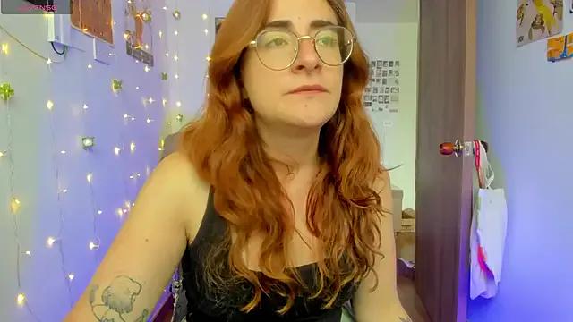 linda_giggle from StripChat is Freechat