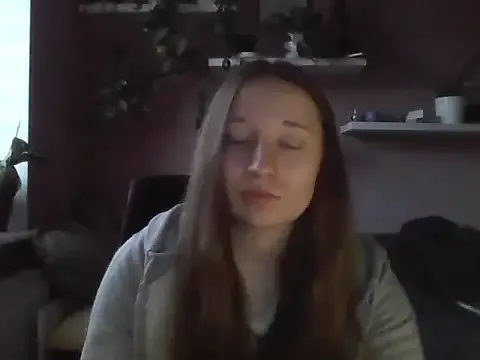LindaPretty from StripChat is Freechat