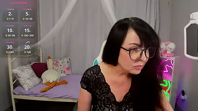 Girls: try live performances with matured performers, from dancing to quirks, in a variety of beautiful sex cams.