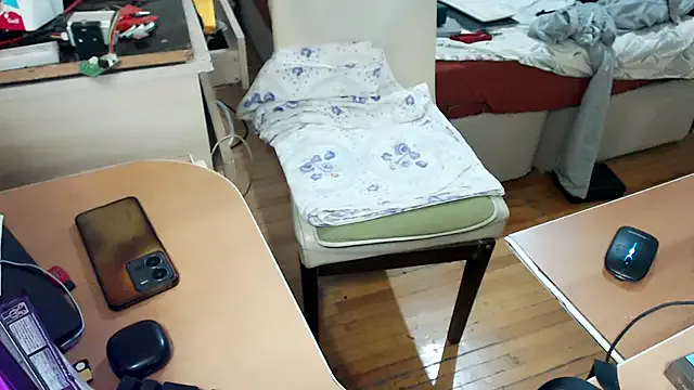 LiONTURK from StripChat is Freechat