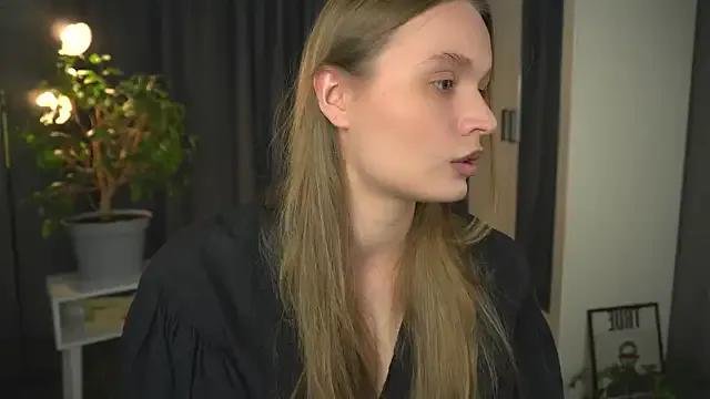 lisa_schiele from StripChat is Freechat