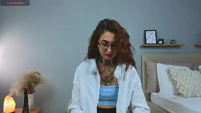 Girls: try live performances with matured performers, from dancing to quirks, in a variety of beautiful sex cams.