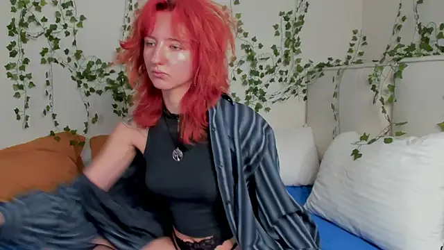 LisaFlames from StripChat