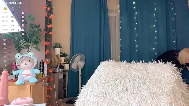 LisaLaas from StripChat is Freechat