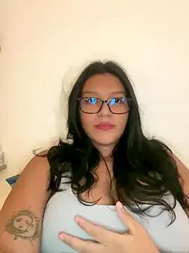 LissyWw from StripChat is Freechat